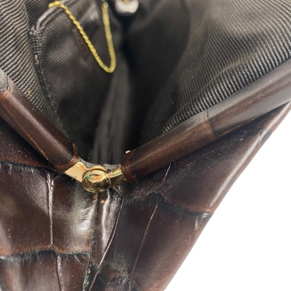 BANANA REPUBLIC - Banana Republic Clutch in Croc Embossed 100% Leather Brown - Picture 5 of 11